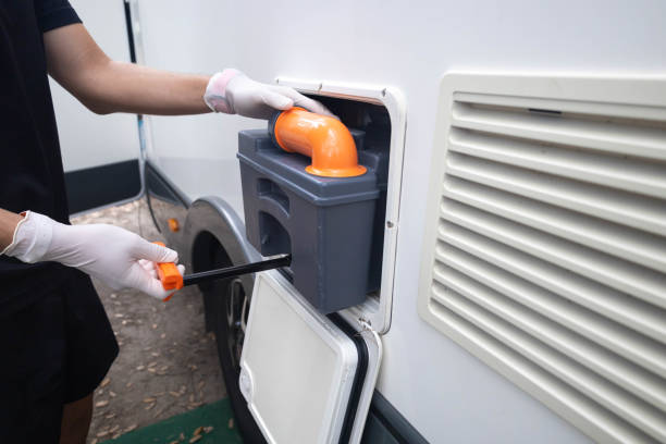 Best Construction site porta potty rental  in Colon, MI